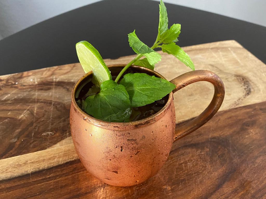 Строим бицепс «по рецепту» Арнольда Шварценеггера