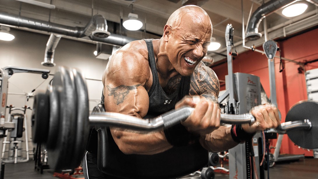 Объем бицепса Дуэйна «Скалы» Джонсона: сколько сантиметров составляет?