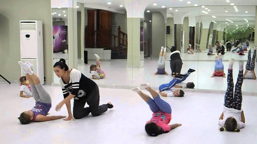 Упражнение березка: как правильно делать, польза и противопоказания