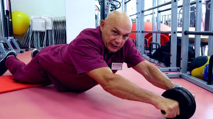 Как накачать мышцы спины дома без тренажеров