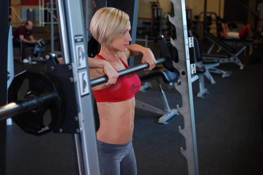 Что лучше – штанга или гантели?