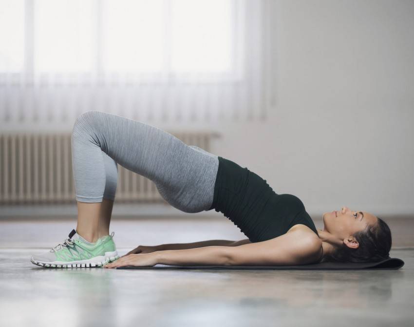 Упражнения для ягодиц в домашних условиях