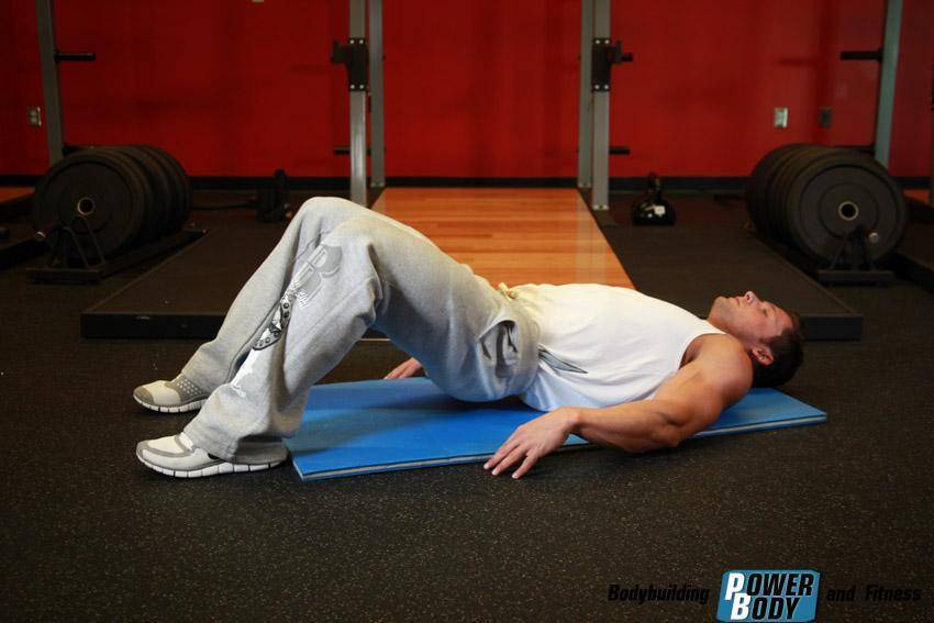 Подъем таза лежа