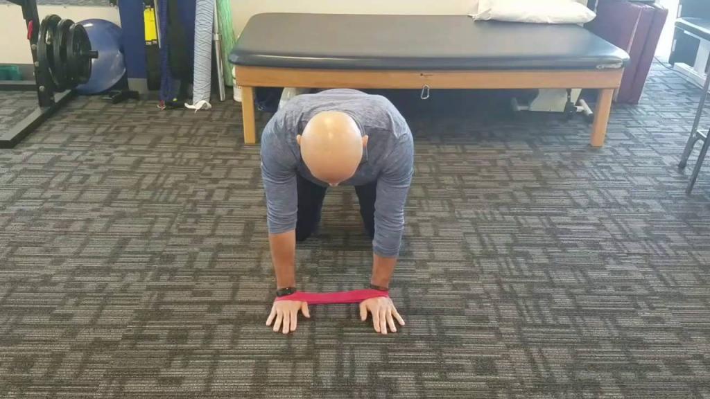 Как подготовить связки и суставы к силовой работе?