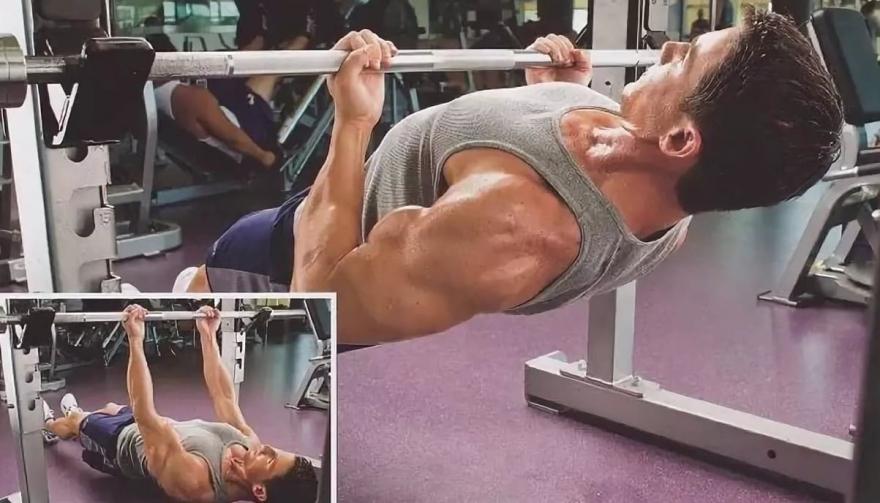 Как накачать мышцы спины дома без тренажеров