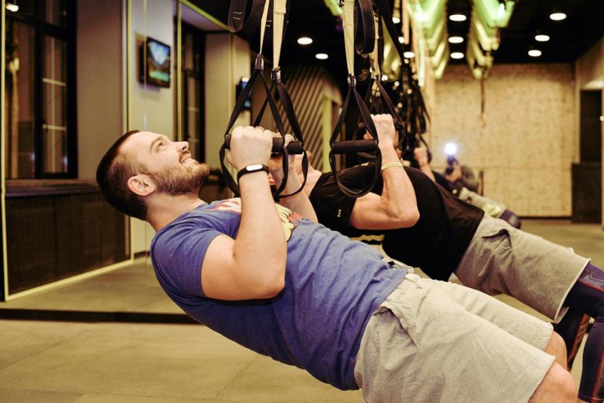 Как накачать мышцы спины дома без тренажеров