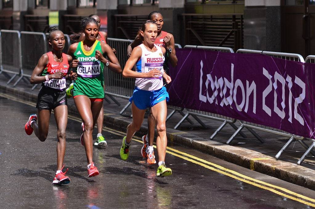 11 лучших вариантов упражнения планка для похудения и развития мышц пресса