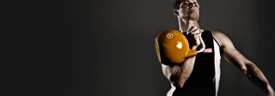 Лучшие упражнения с гирями в домашних условиях: эффективные комплексы, чтобы накачаться гирями 16, 32 кг