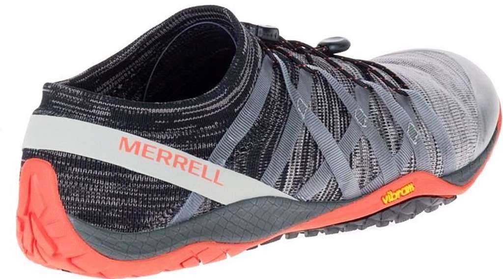 Кроссовки для бега: по асфальту, для зимы, рейтинг лучших