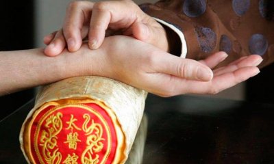 Можно ли пить воду во время еды?