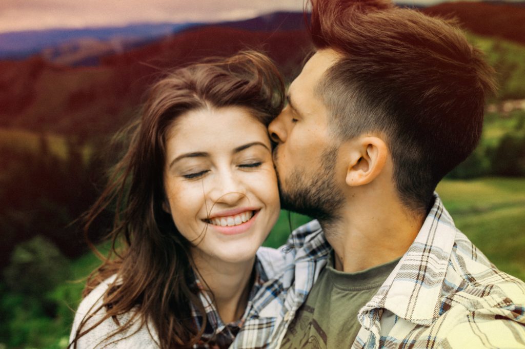 Разговоры по душам в отношениях — какова их роль?