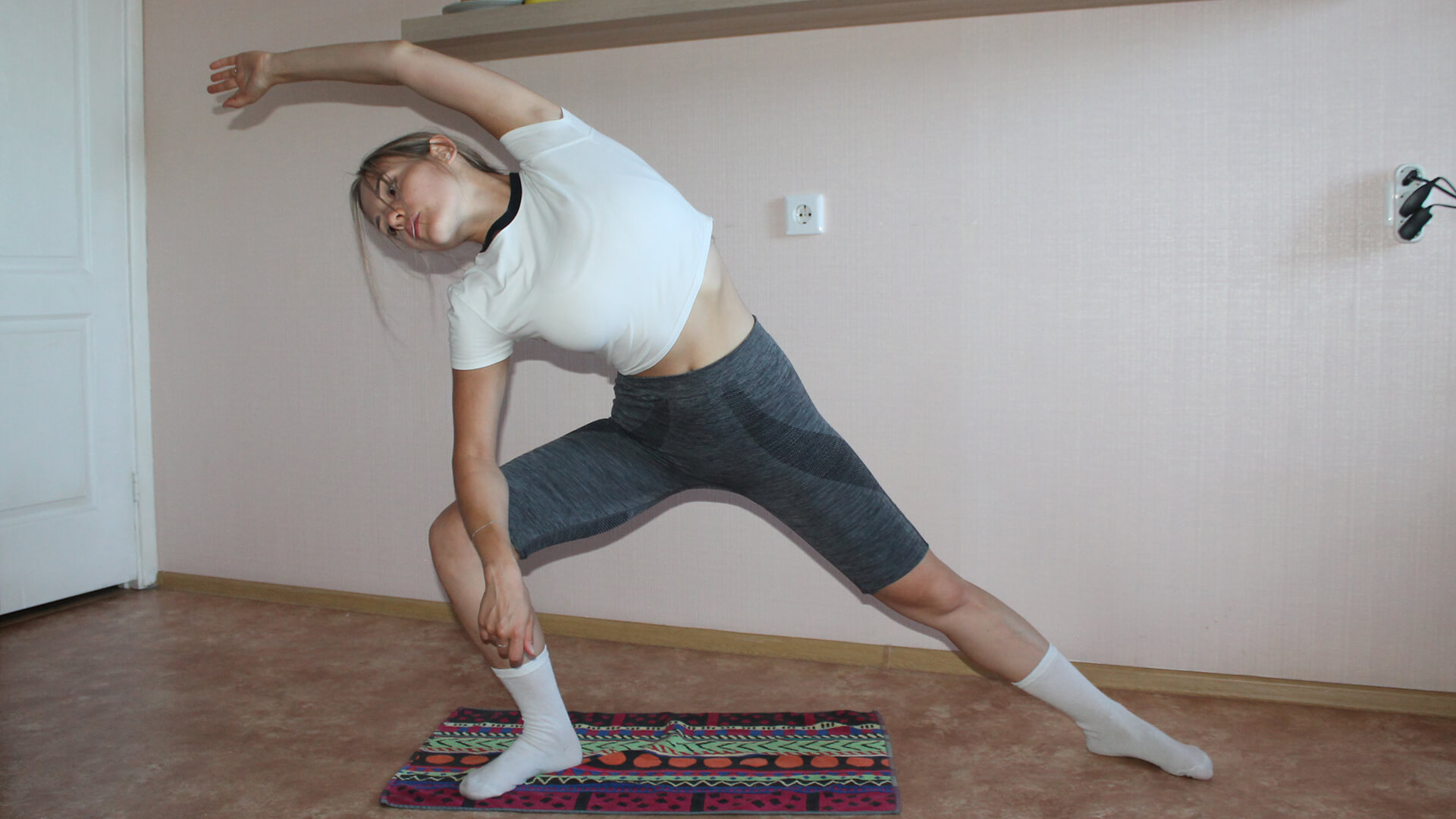 Растяжка пресса: 7 упражнений чтобы растянуть мышцы живота