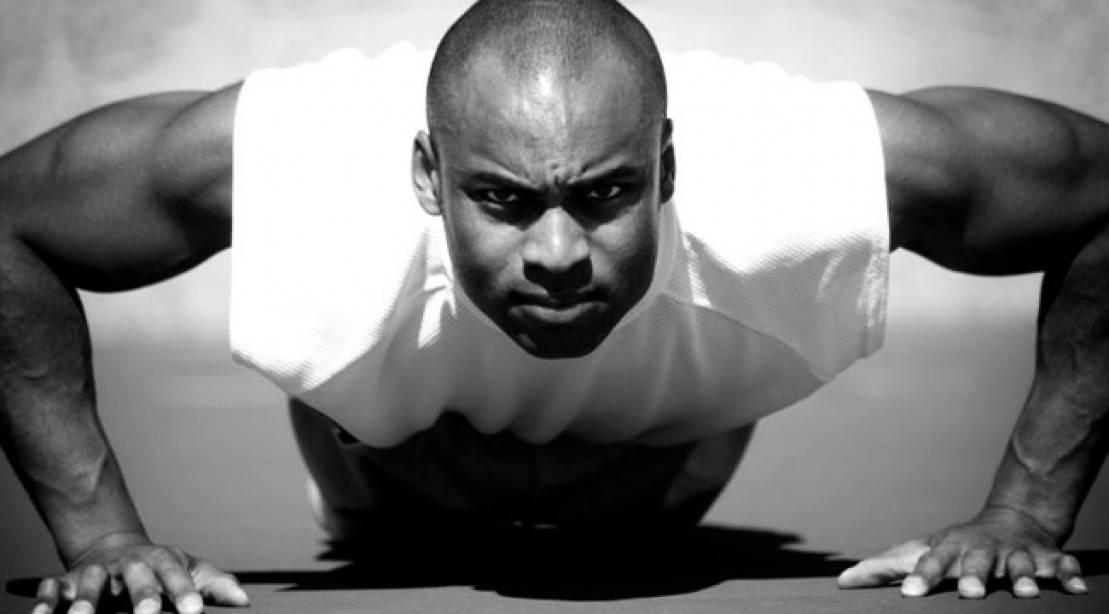 Отжимания от пола: правильная техника и 18 видов упражнения