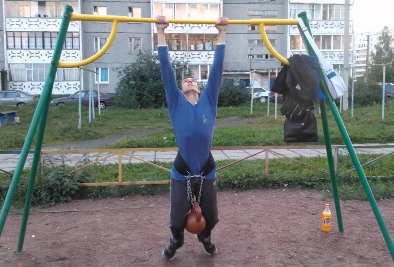 Горизонтальные подтягивания